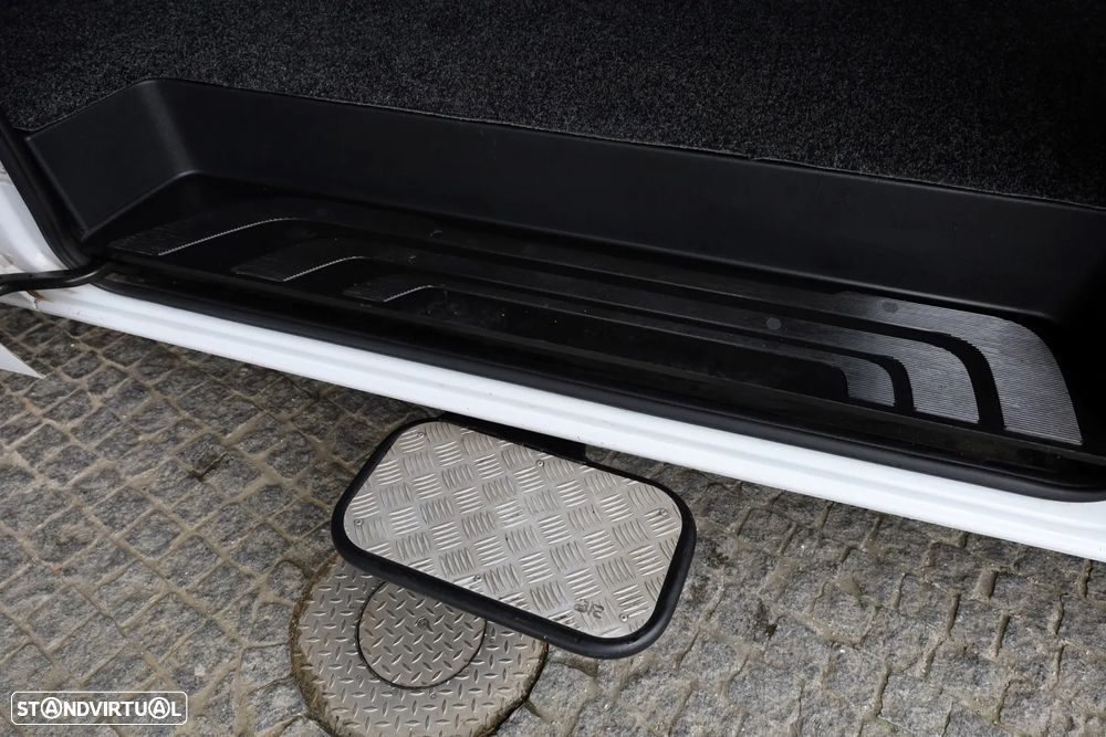 Mercedes-Benz Sprinter 315 CDI/43 Luxo (2+2+2+3) - 15