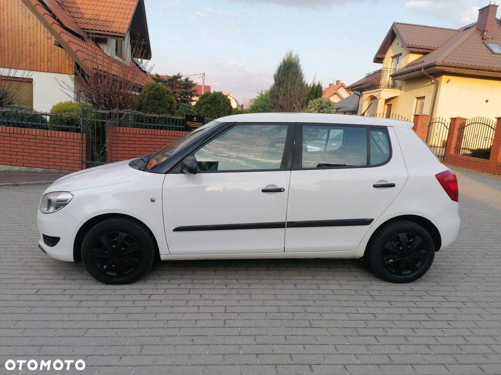 Skoda Fabia - 11