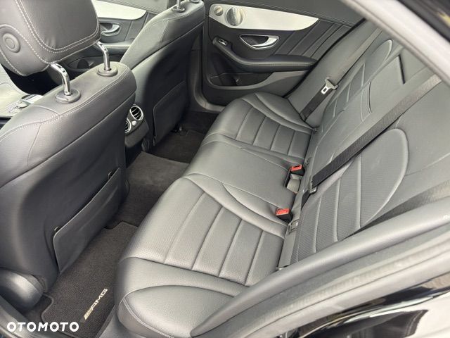Mercedes-Benz Klasa C 200 9G-TRONIC - 12