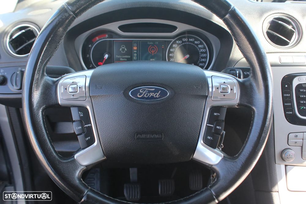 Ford S-Max 1.8 TDCi Titanium 7L - 46