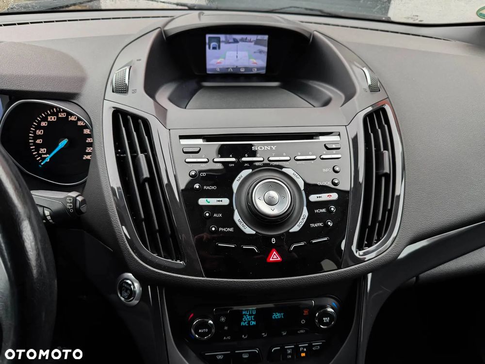 Ford Kuga 2.0 TDCi 4x4 Titanium - 34