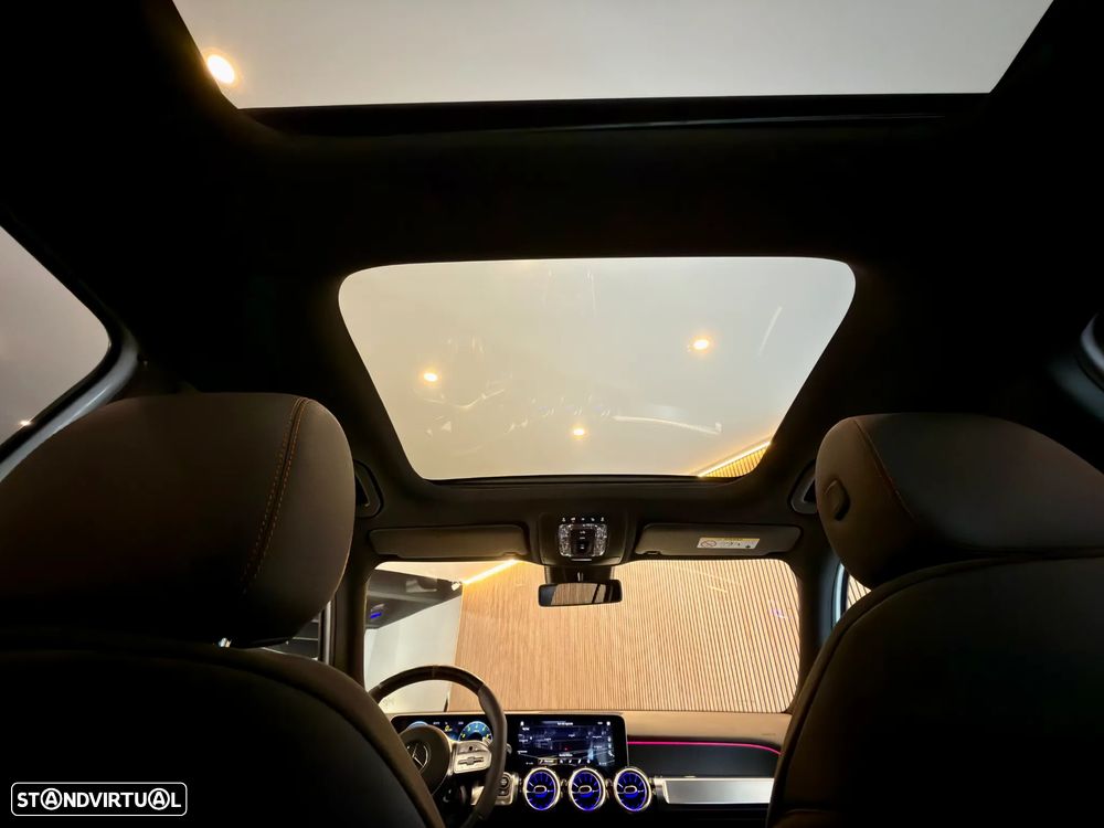 Mercedes-Benz GLB 35 AMG 4Matic - 36