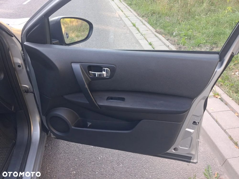 Nissan Qashqai+2 2011