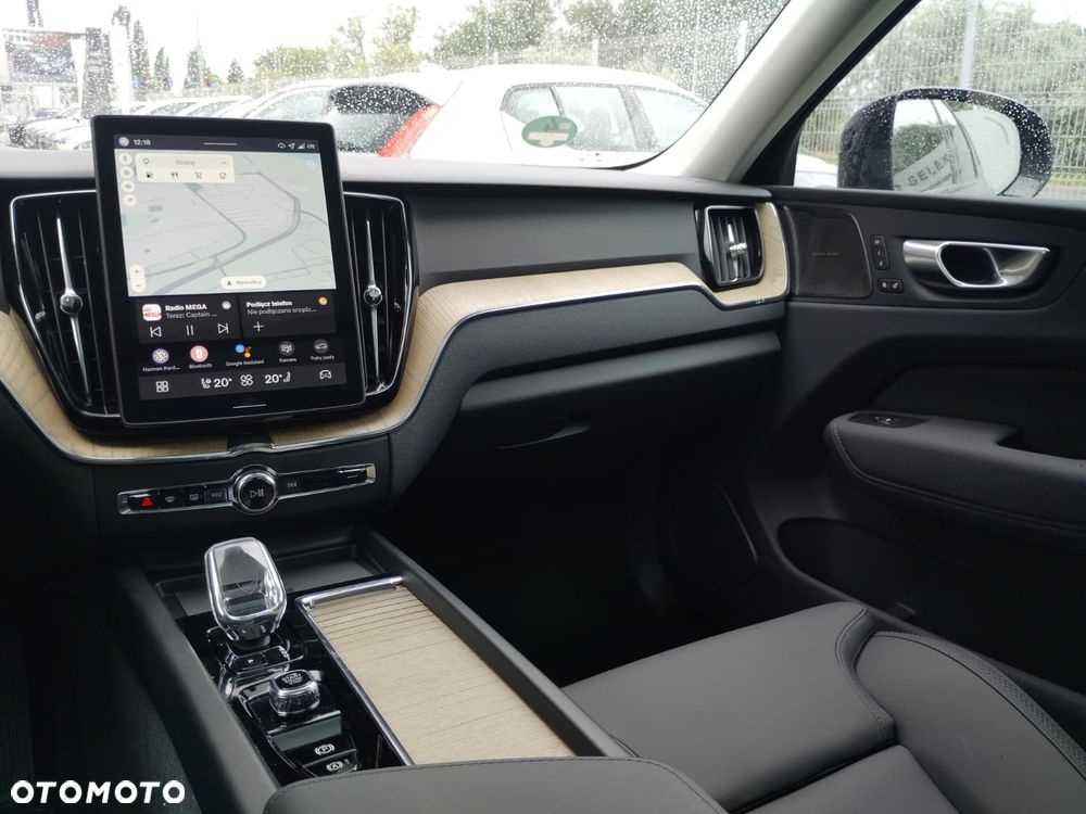 Volvo XC 60 - 24
