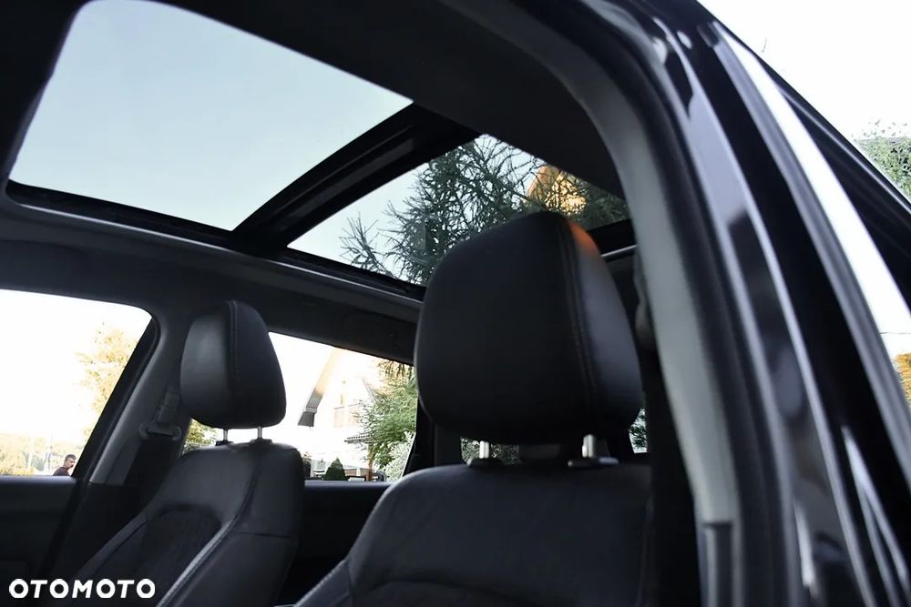 Suzuki Vitara 1.4 Boosterjet Hybrid Allgrip Comfort+ "SHINKAI" - 36