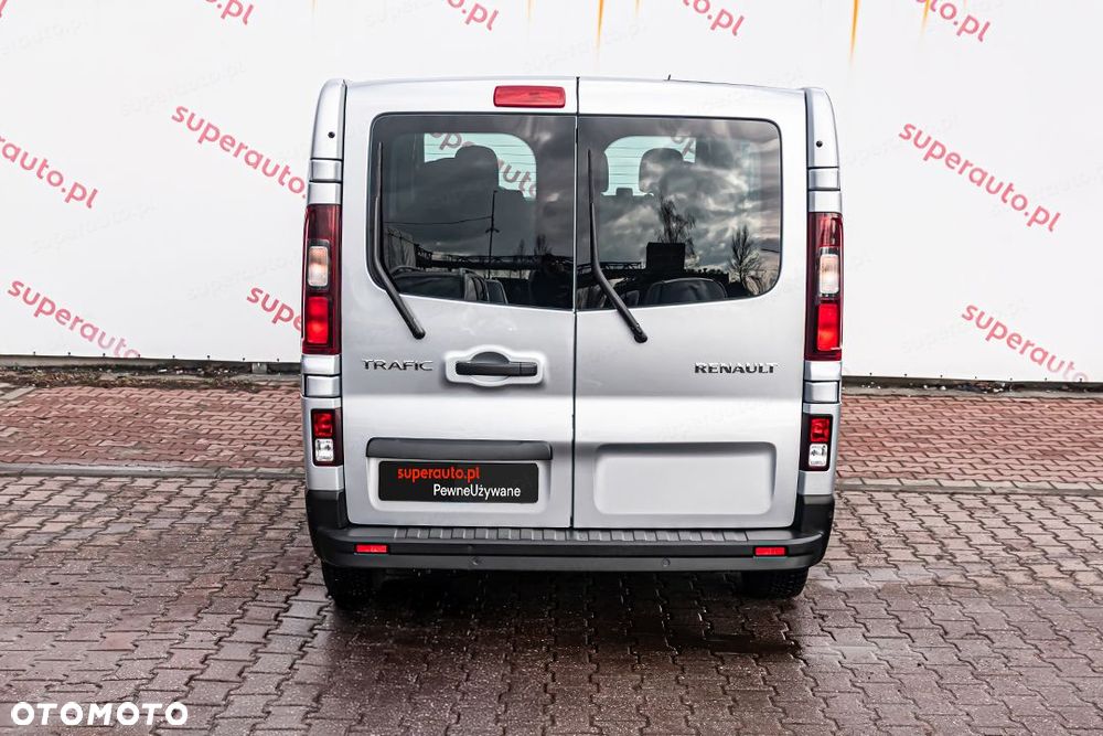 Renault Trafic - 10