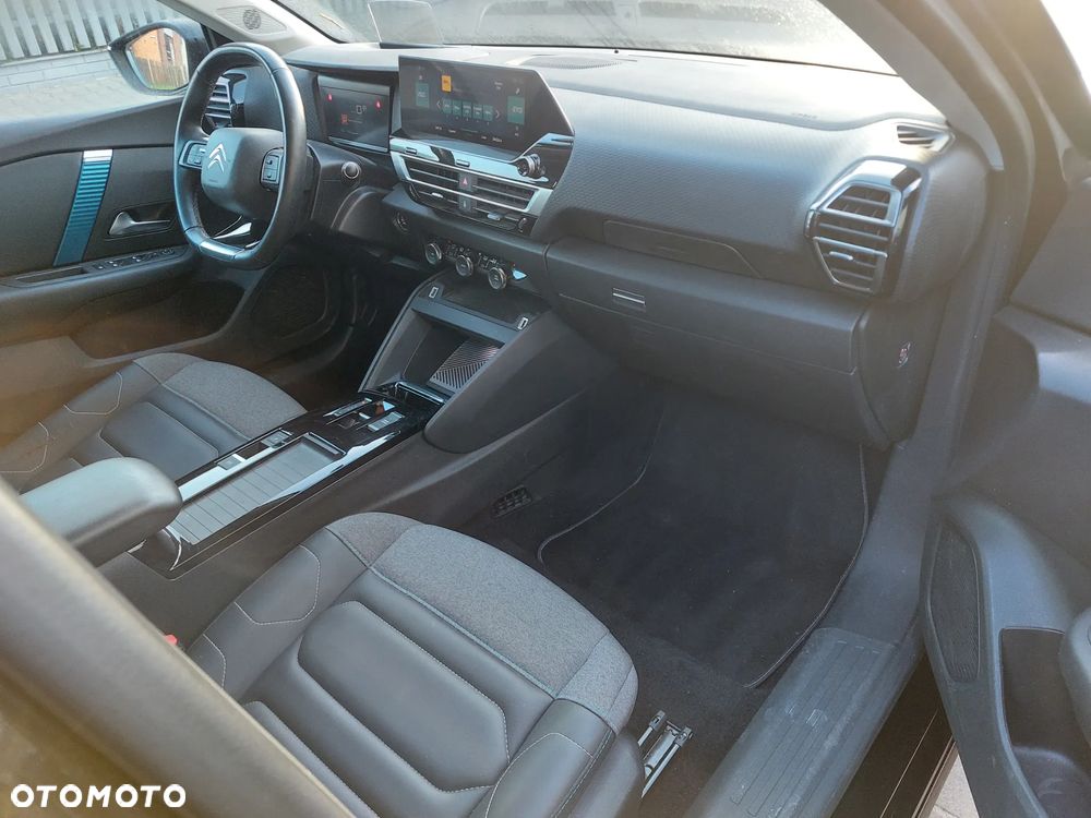 Citroën C4 e-C4 156 Extended-Range MAX - 8