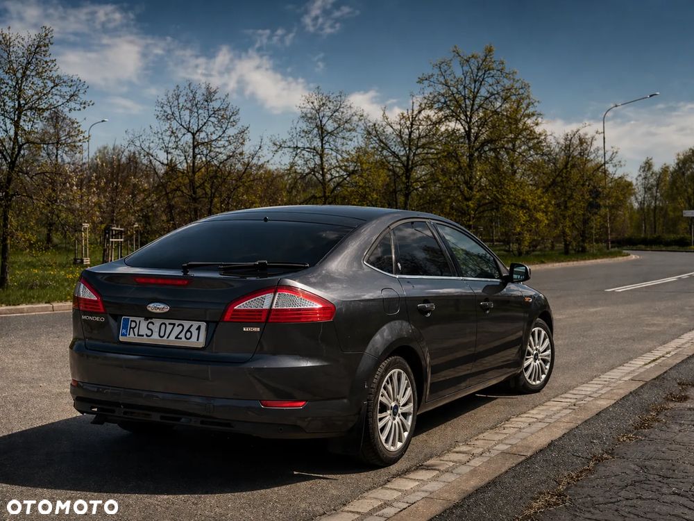Ford Mondeo 1.8 TDCi Ghia - 2