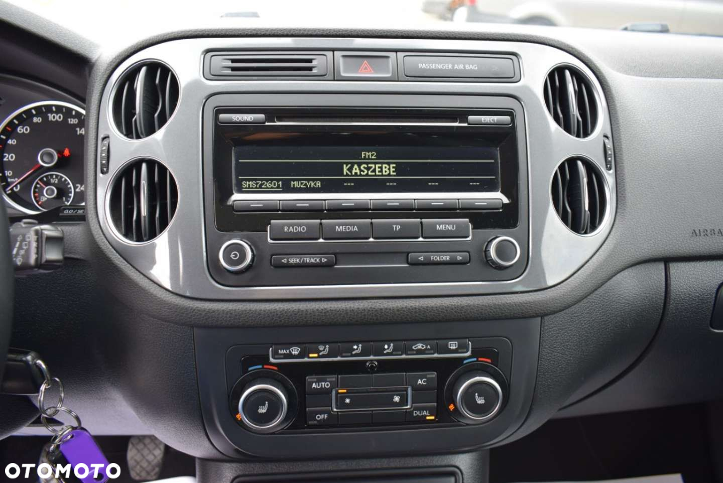 Volkswagen Tiguan - 30