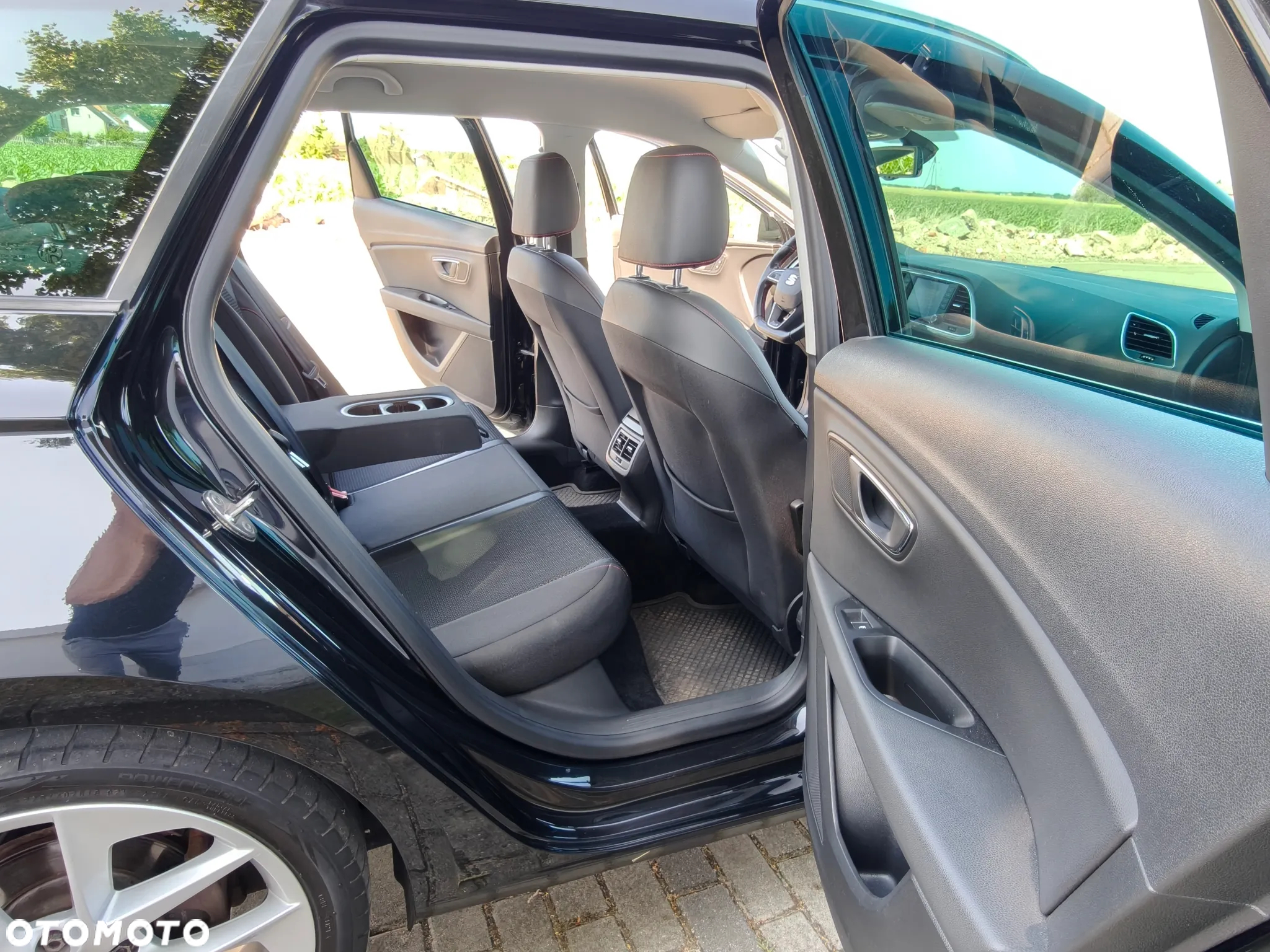Seat Leon 2.0 TDI FR Black S&S - 33