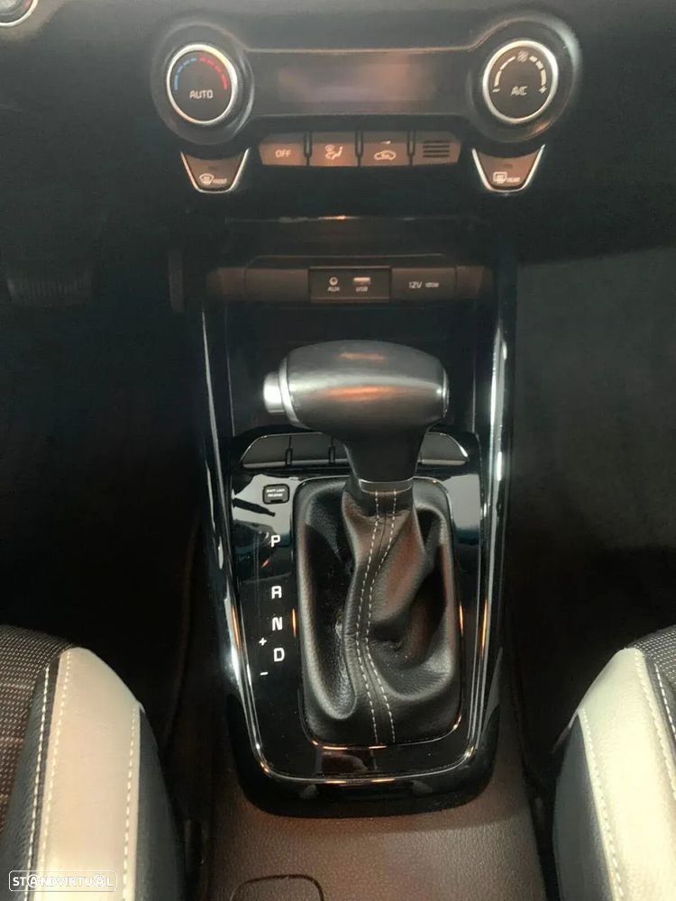 Kia Stonic 1.0 T-GDI TX 7DCT - 11