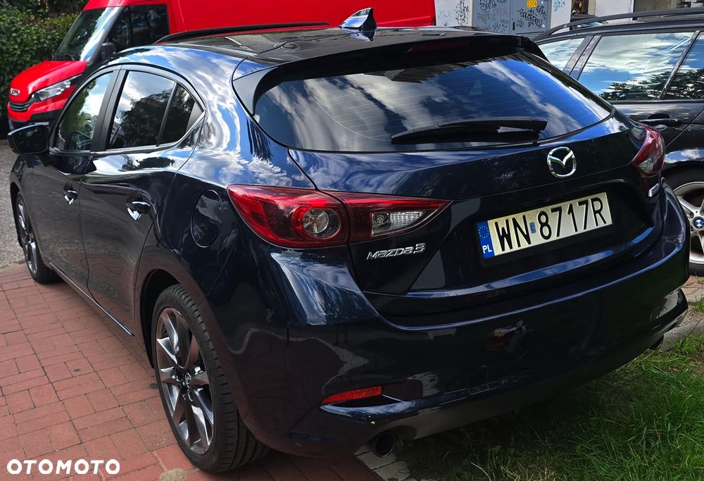 Mazda 3 - 4