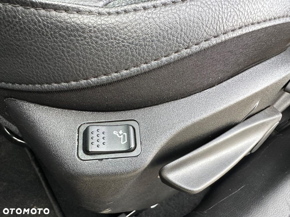 Jeep Compass 1.5 T4 mHEV Limited FWD S&S DCT - 14