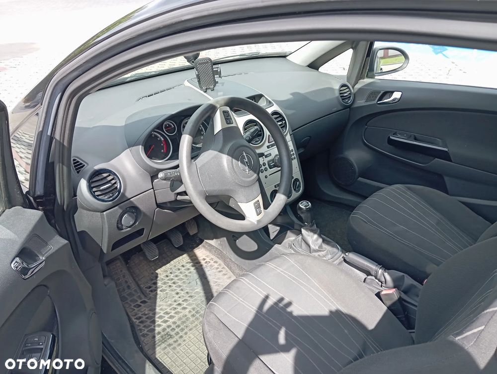 Opel Corsa 1.0 12V Enjoy - 11