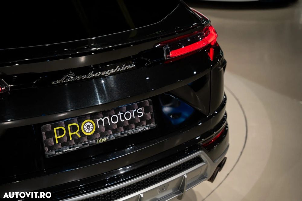 Lamborghini Urus - 17