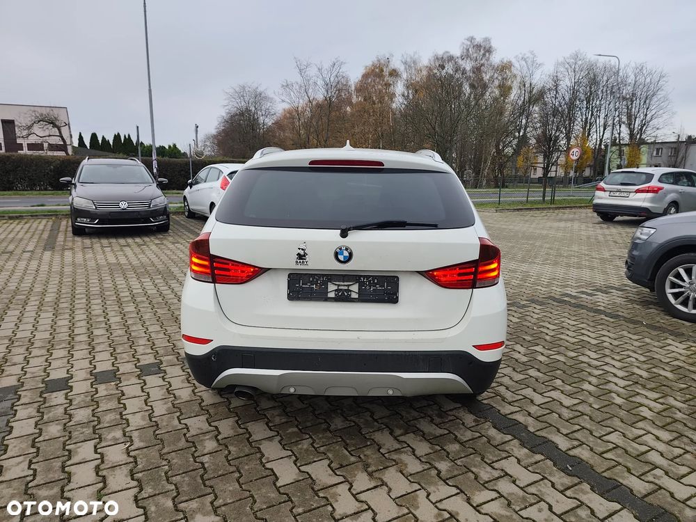 BMW X1 xDrive20d xLine - 9