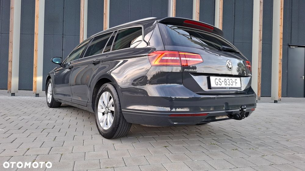 Volkswagen Passat 1.4 TSI ACT (BlueMotion Technology) Comfortline - 17