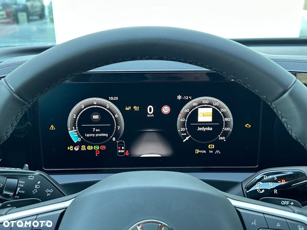 Volkswagen Tiguan - 25