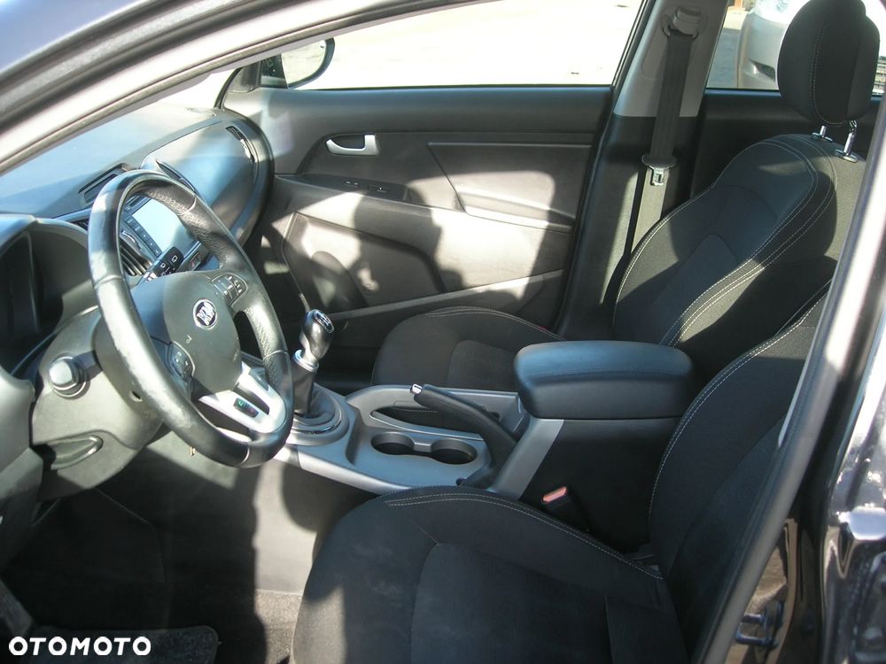 Kia Sportage ver-1-7-crdi-2wd-edition-7 - 12