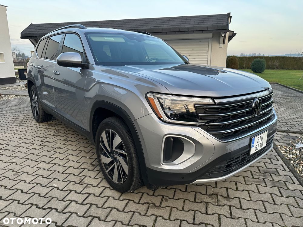 Volkswagen Atlas - 2