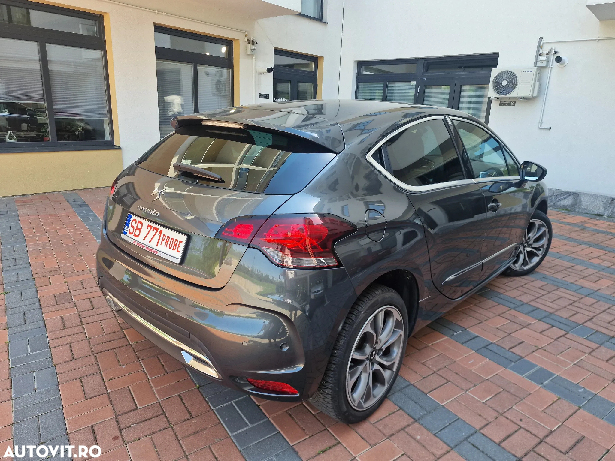 Citroën DS4 THP 200 SportChic - 8