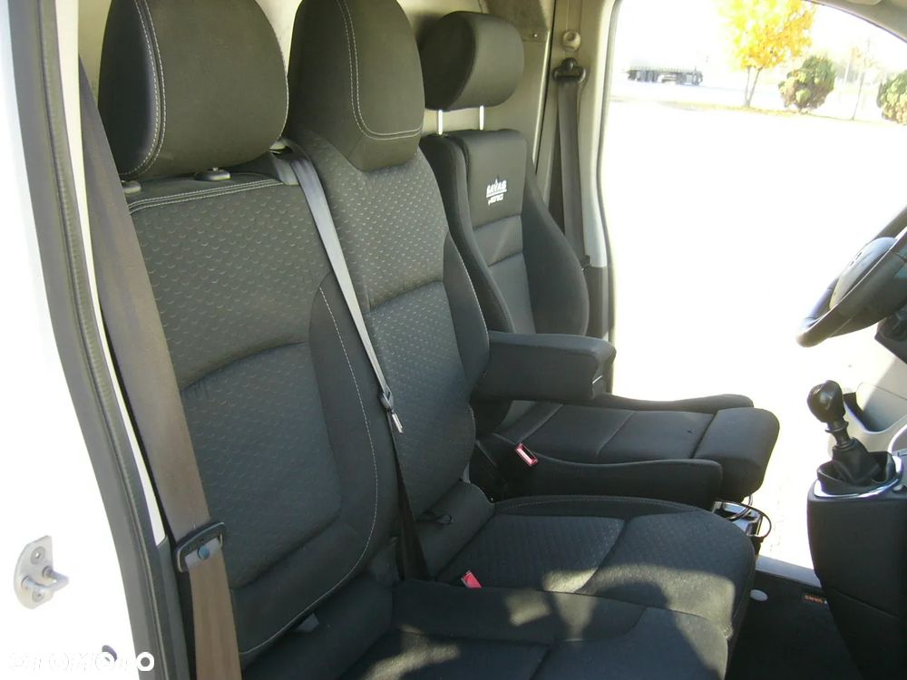 Opel Vivaro Komora chłodnicza VebaBox Panele słoneczne - 30