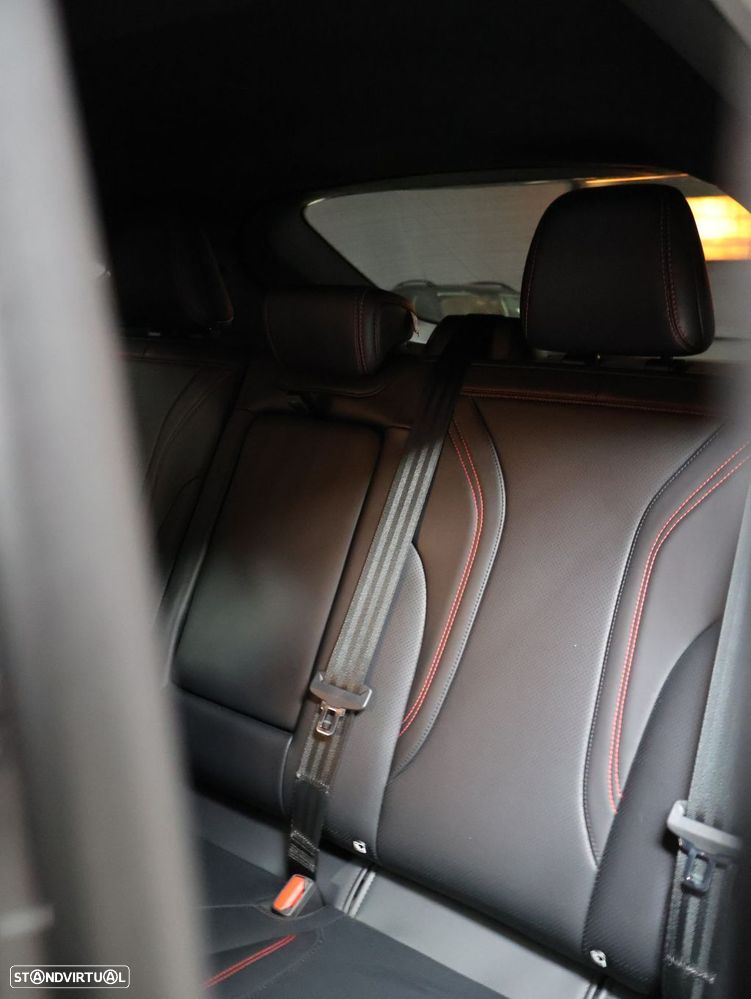 Ford Mustang Mach-E AWD PREMIUM - 9