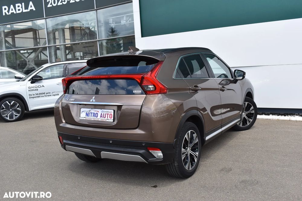 Mitsubishi Eclipse-Cross 1.5-litre 16-valve DOHC MIVEC 4X4 Instyle+ Aut. - 9