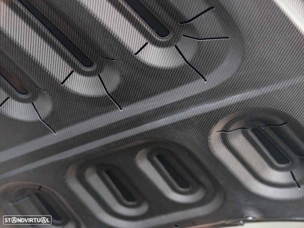 Porsche 911 (992) - 24