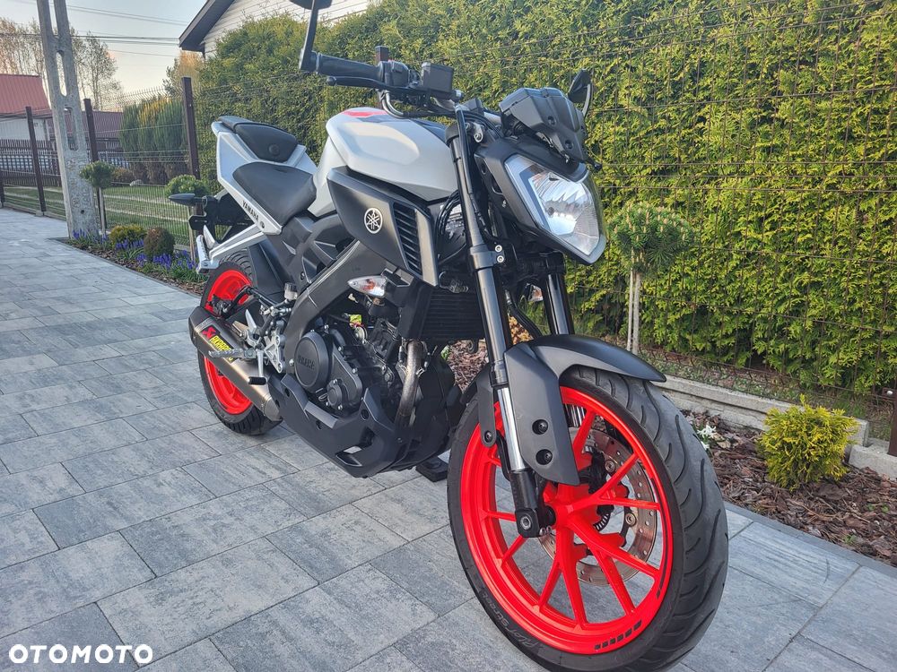 Yamaha MT - 5