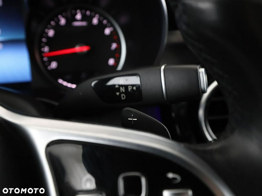Mercedes-Benz Klasa C 300 9G-TRONIC Avantgarde - 34