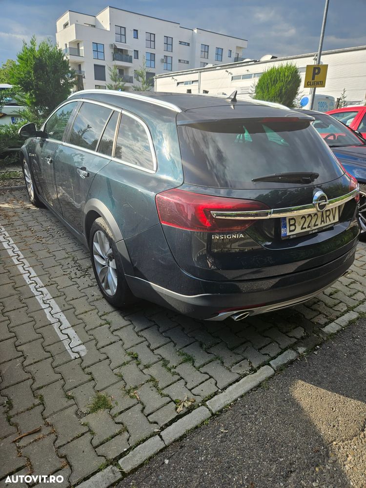 Opel Insignia 2.0 CDTI ECOTEC 4X4 Country Aut. - 1