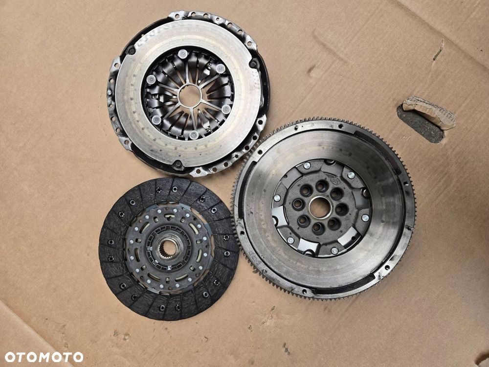 koło dwumasowe sprzęgło docisk komplet luk 415027110 vw t5 2.5 tdi - 5
