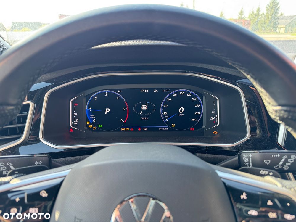 Volkswagen T-Roc 2.0 TDI SCR 4MOTION DSG R-Line - 34