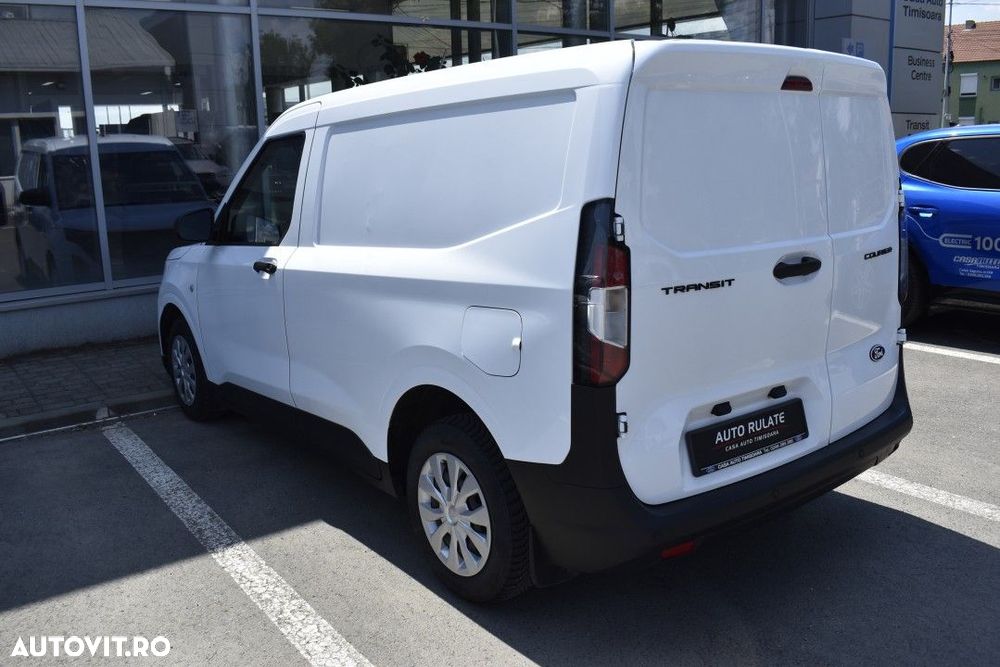 Ford Transit Courier - 6