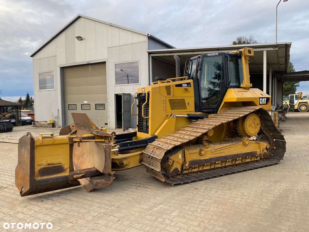 Caterpillar CAT D6N LGP, 2016 ROK, 7800 MTH, Z NIEMIEC, PIĘKNY STAN - 8