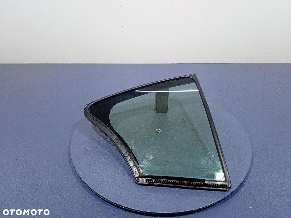 INFINITI Q50 LIFT SZYBA TYLNA PRAWA DRZWI TYŁ - 1