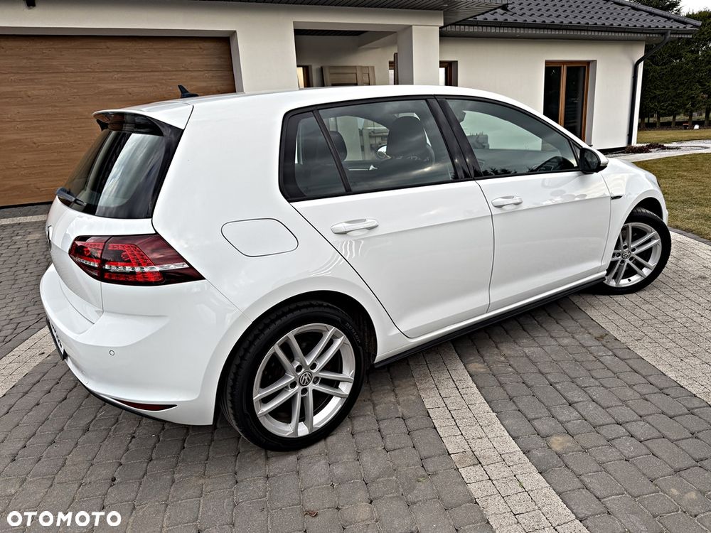 Volkswagen Golf GTD (BlueMotion Technology) - 15