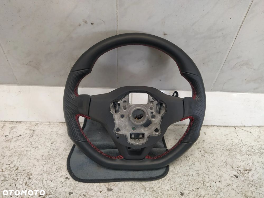 VW GOLF VIII GTI KIEROWNICA MULTIFUNKCYJNA ŁOPATKI CZERWONA NIĆ ORYGINAŁ - 10
