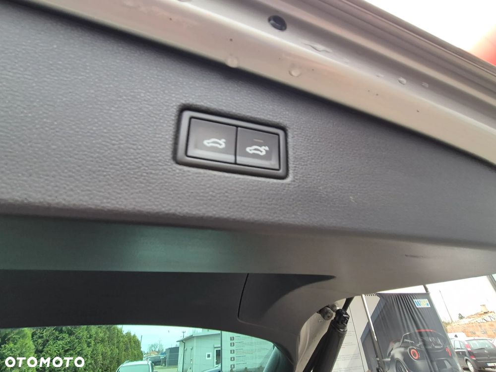 Volkswagen Tiguan 2.0 TDI SCR 4Motion (BlueMotion Techn.) DSG Highline - 28