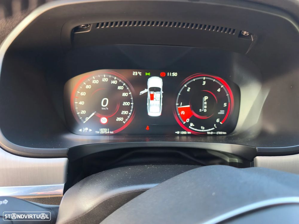 Volvo S90 2.0 D4 Momentum Geartronic - 12