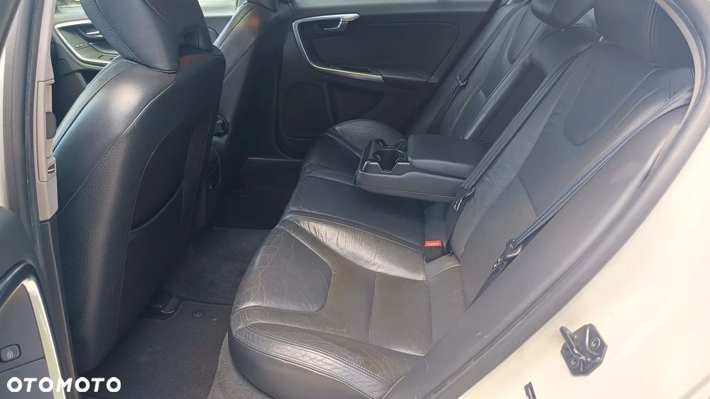 Volvo S60 2.5 T5 - 38
