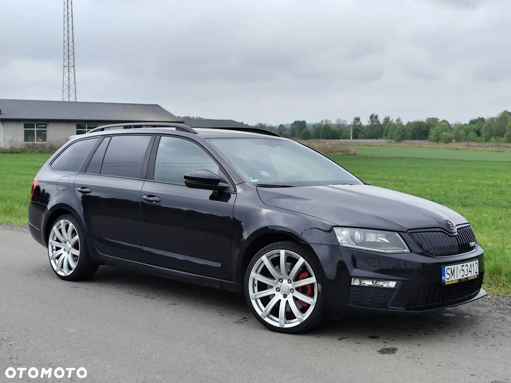 Skoda Octavia 2.0 TDI DSG RS - 23