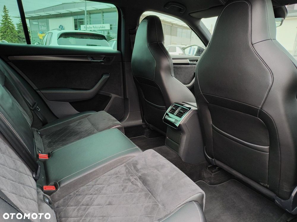 Skoda Superb 2.0 TSI 4x4 Sportline DSG - 27