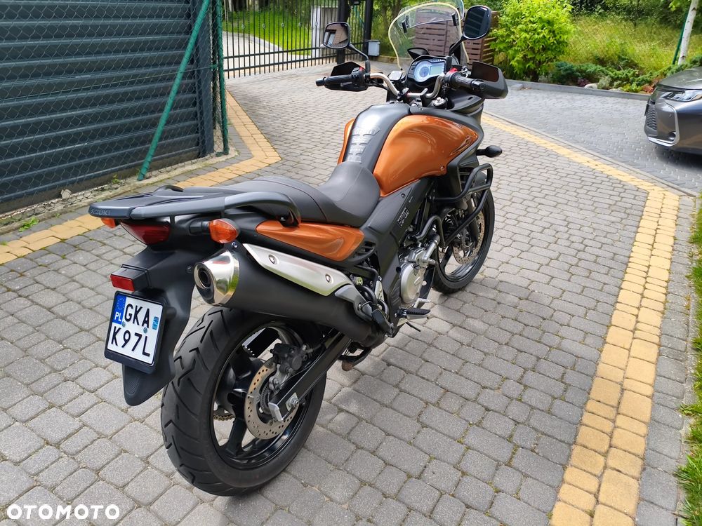 Suzuki V-STROM - 7
