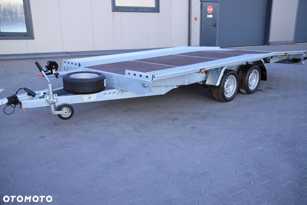 Niewiadów JUPITER 4.5 x 2.1 + Sklejka DMC 2700 kg Koła 195R13C - 2