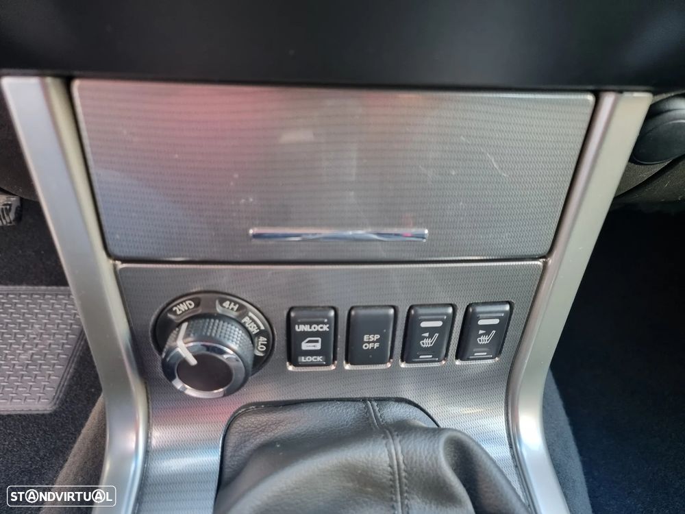 Nissan Navara 2.5 dCi CD LE 4WD - 17