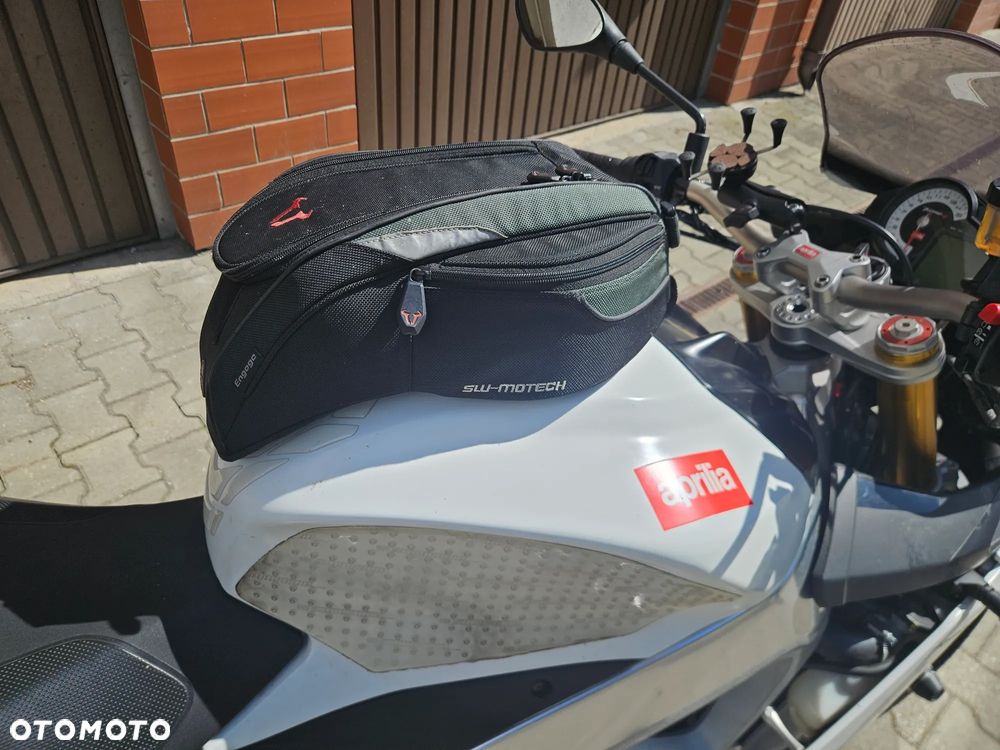 Aprilia Tuono - 9