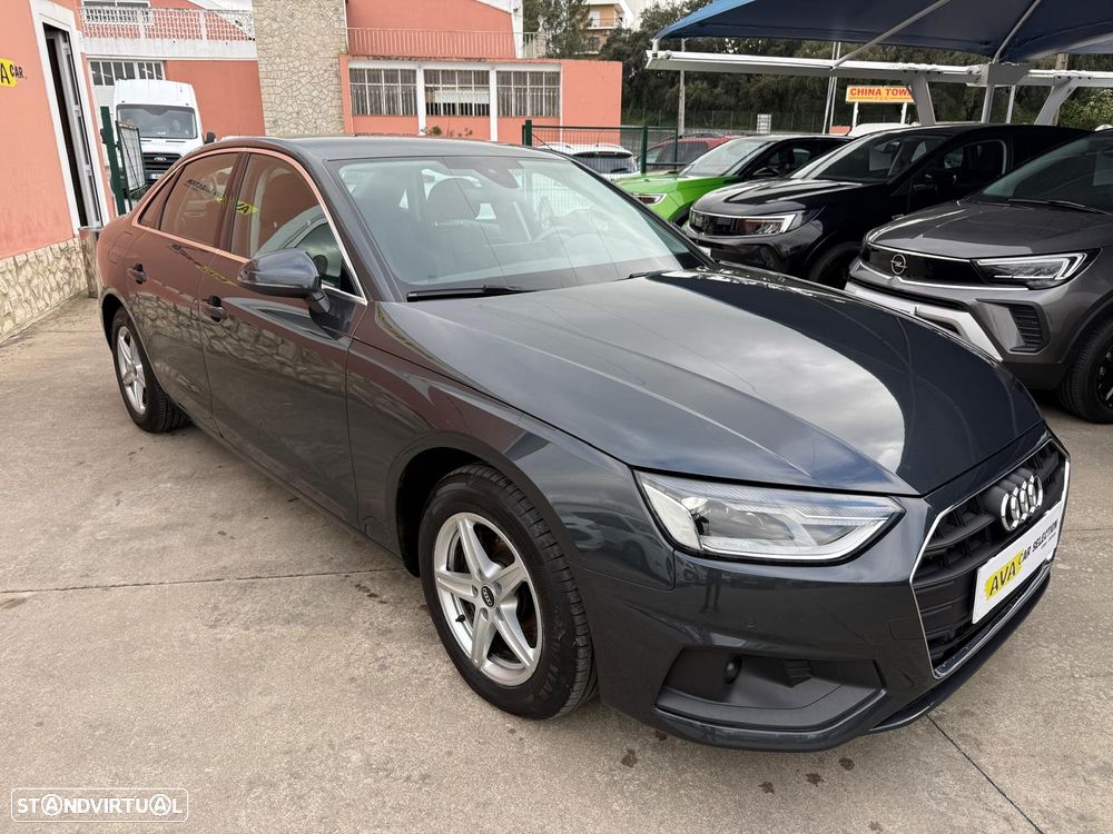 Audi A4 - 4