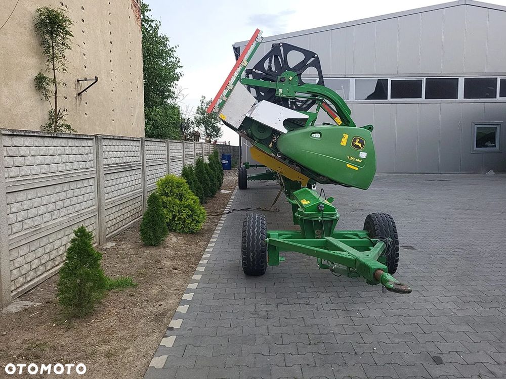 John Deere S690i - 11